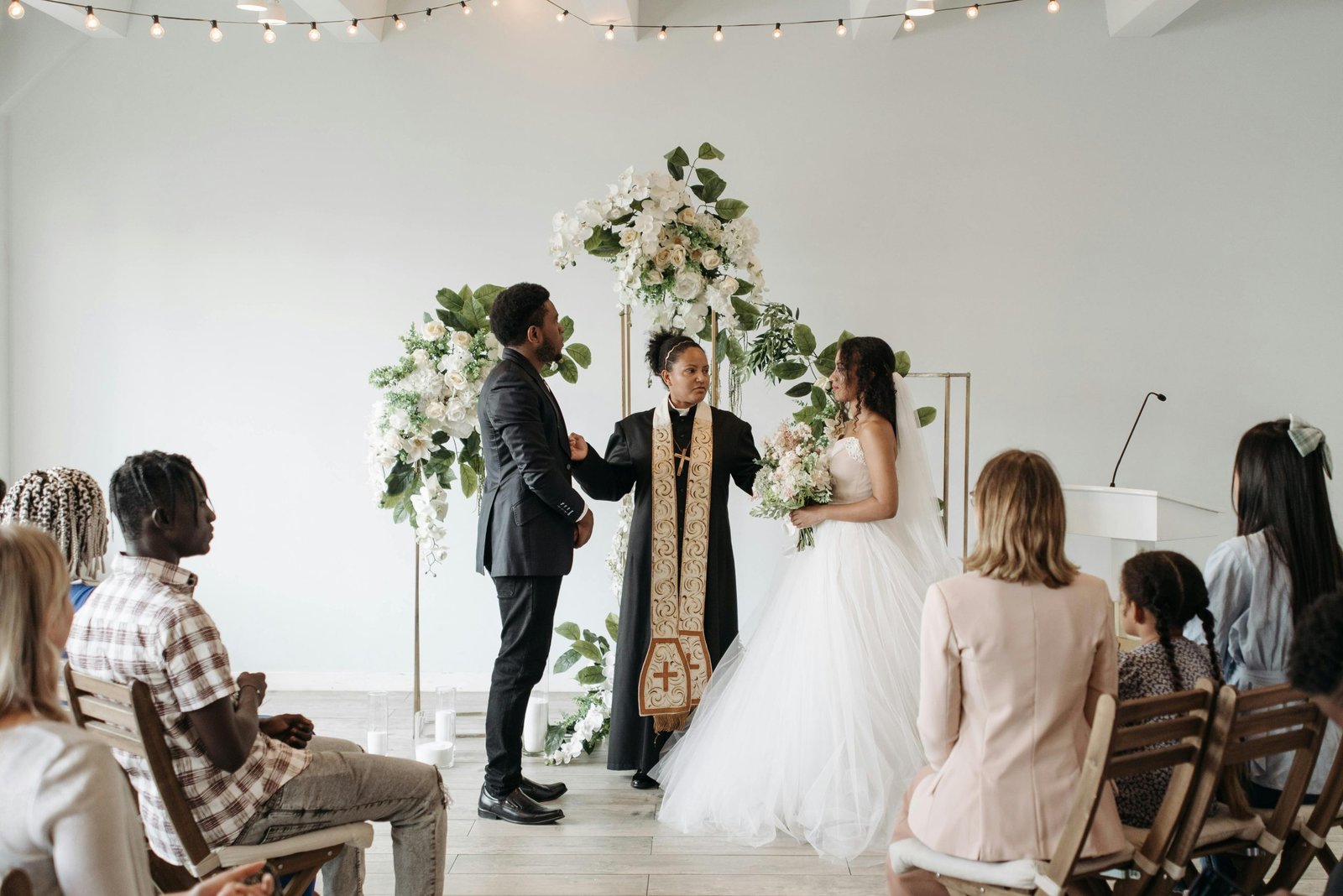 Why Hire a Professional Wedding Officiant in St. Lucie County?